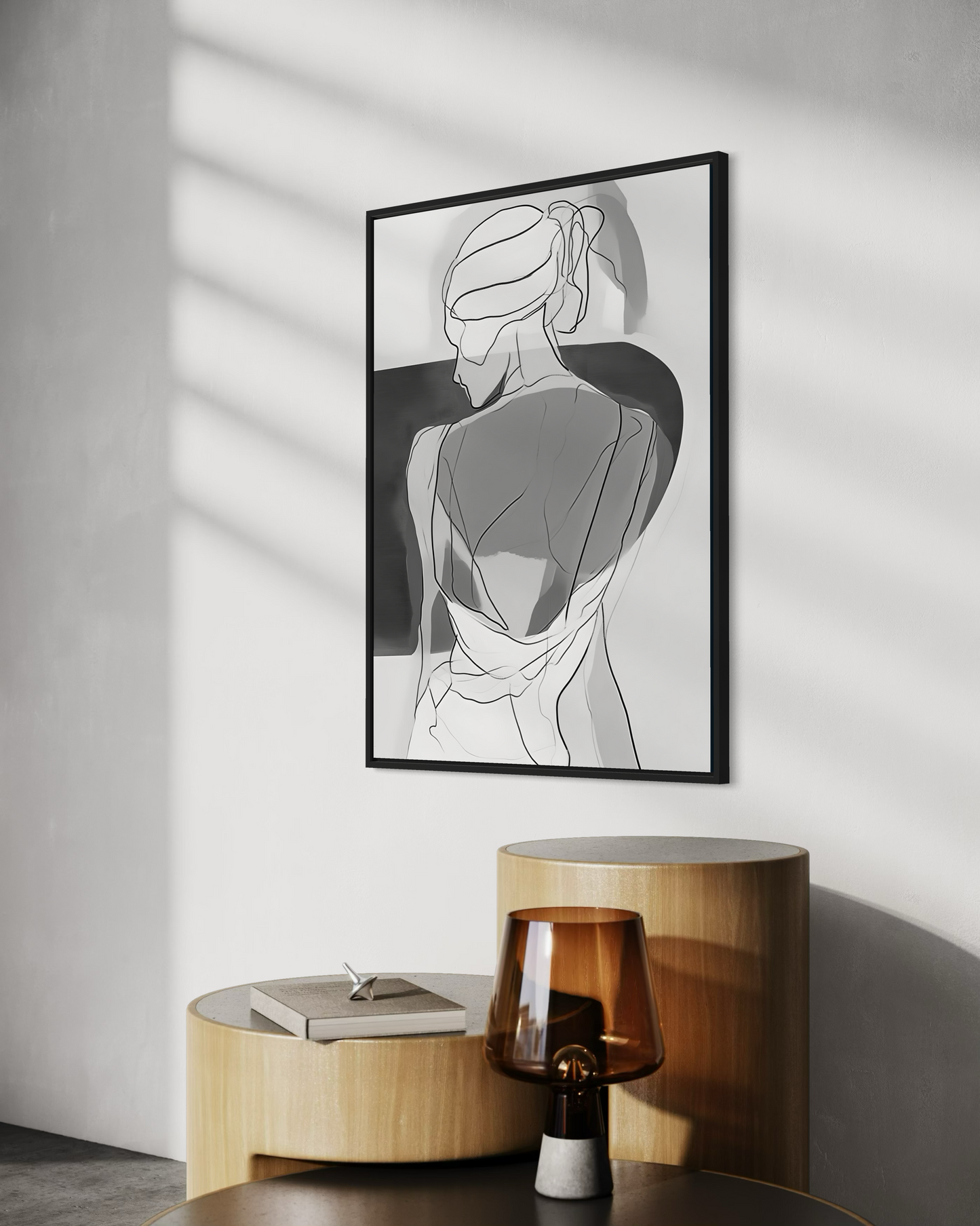 Minimalist Kadın Poster